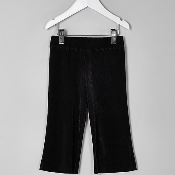 River Island Girls Black Plisse Elastic Waist Trousers - Picture 1 of 3